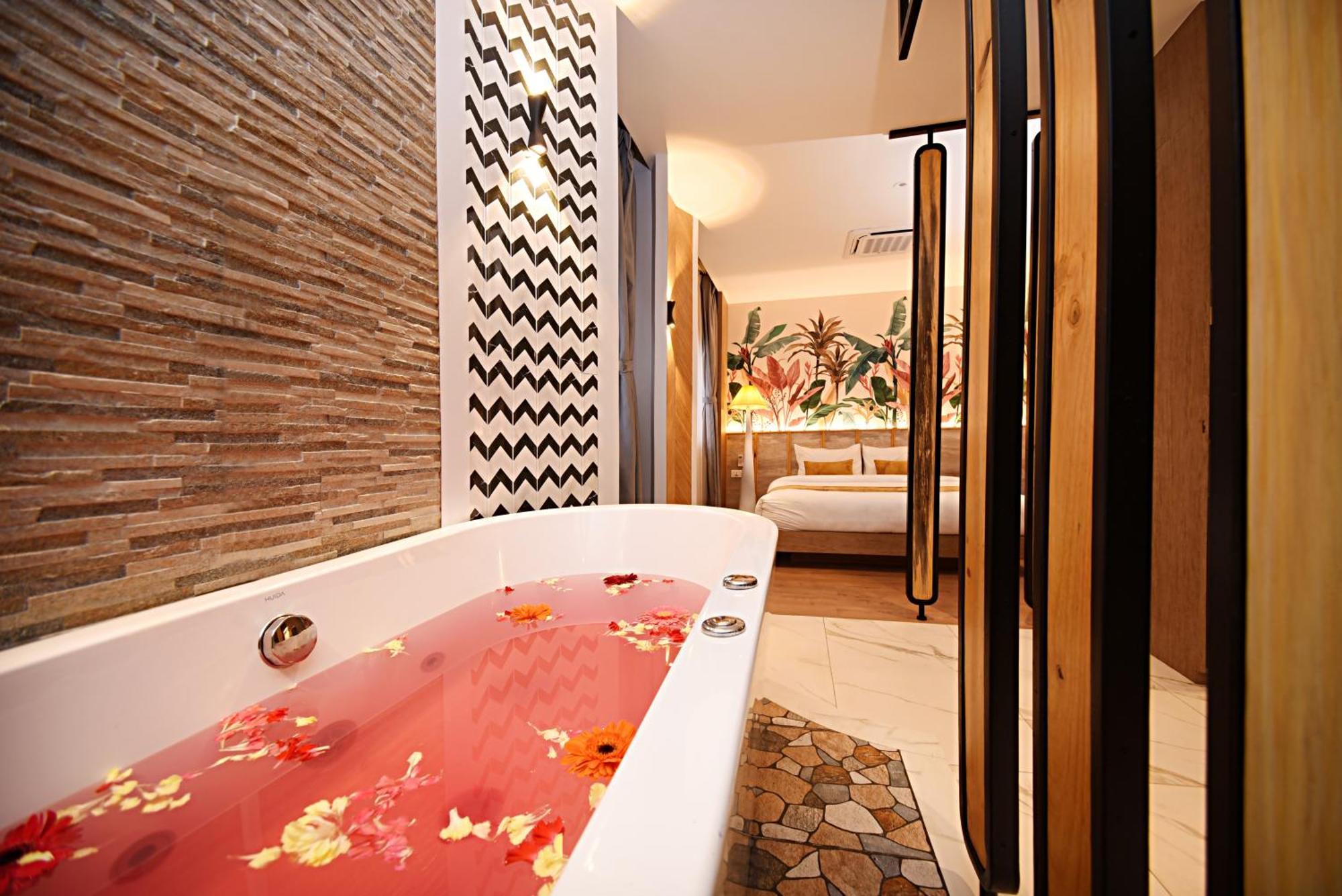 Daali Hotel & Apartment Катманду Экстерьер фото