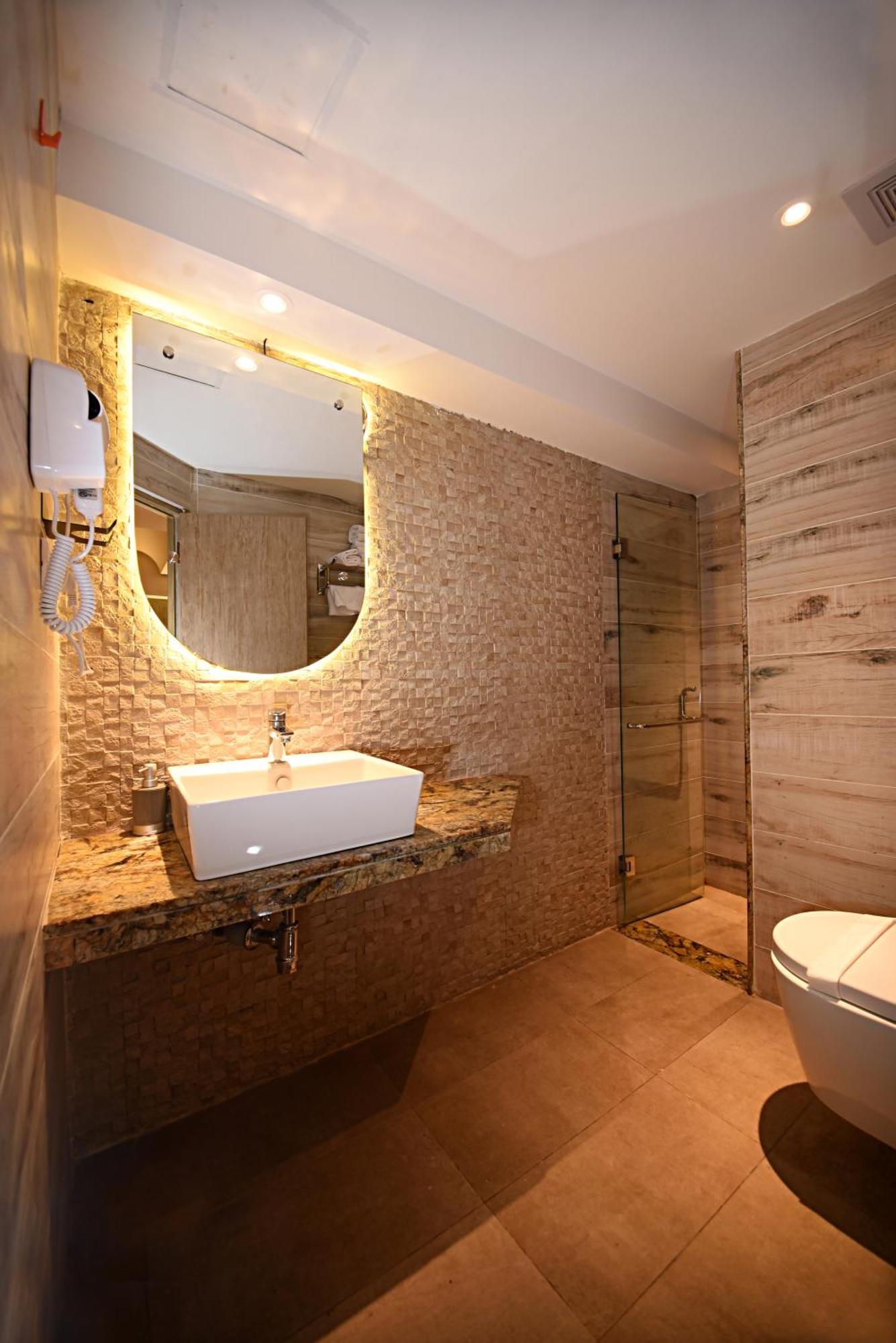 Daali Hotel & Apartment Катманду Экстерьер фото