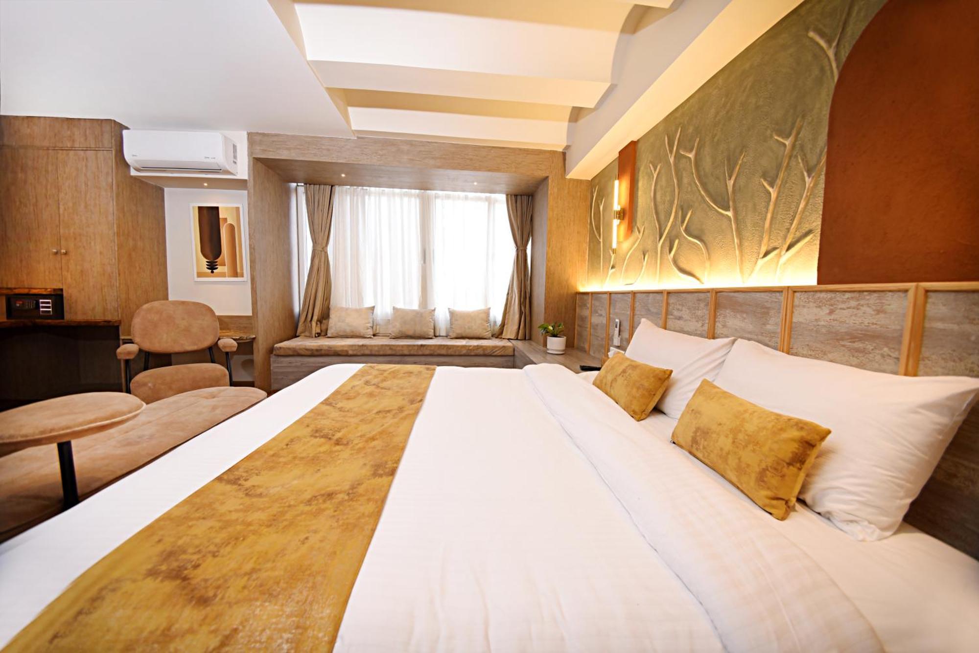 Daali Hotel & Apartment Катманду Экстерьер фото
